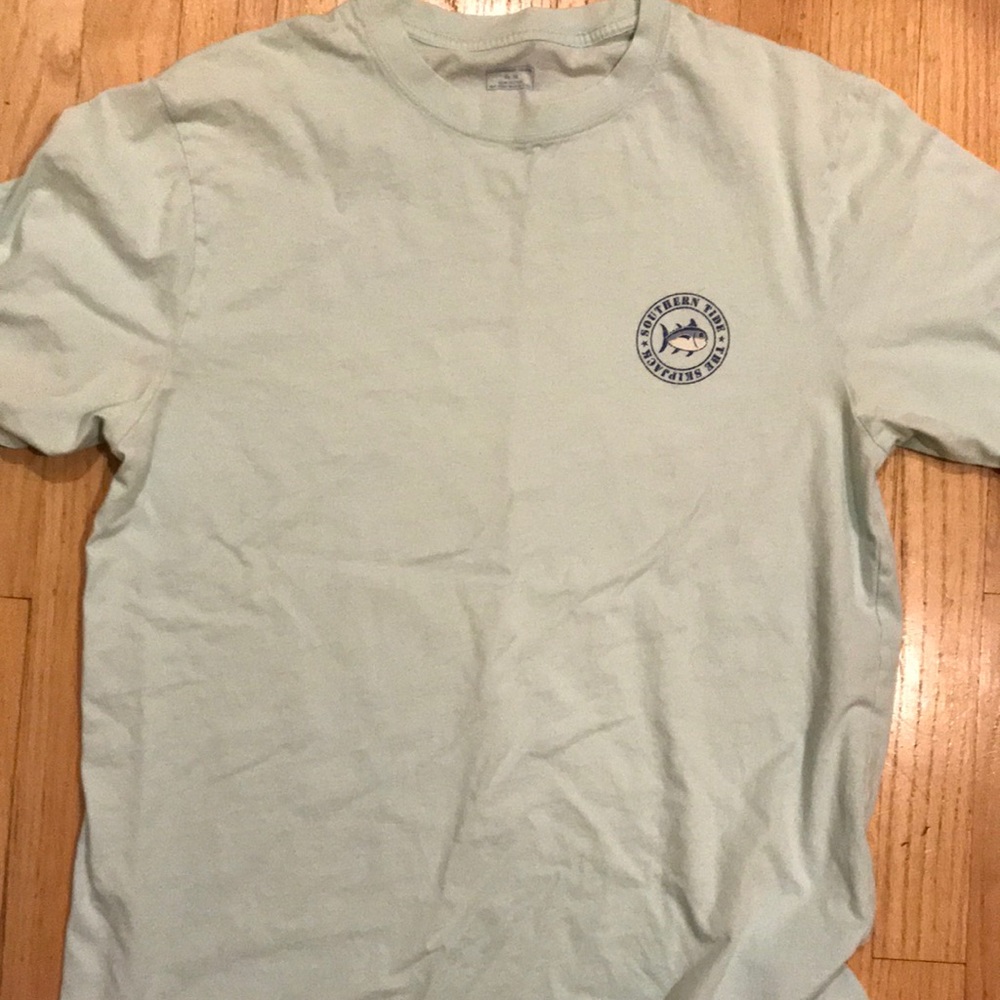 Southern Tide T-short